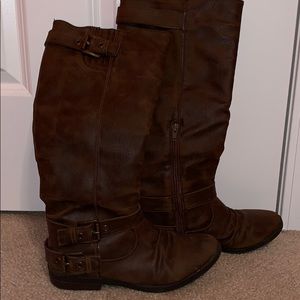 Brown boots